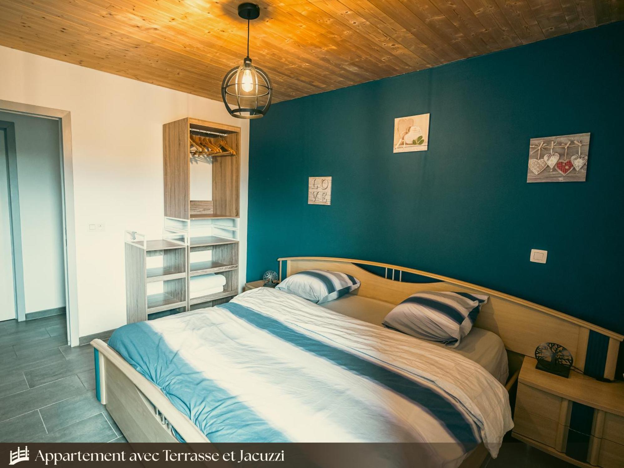 Les Appartements Du Pont Alsort Froid-Chapelle Екстериор снимка